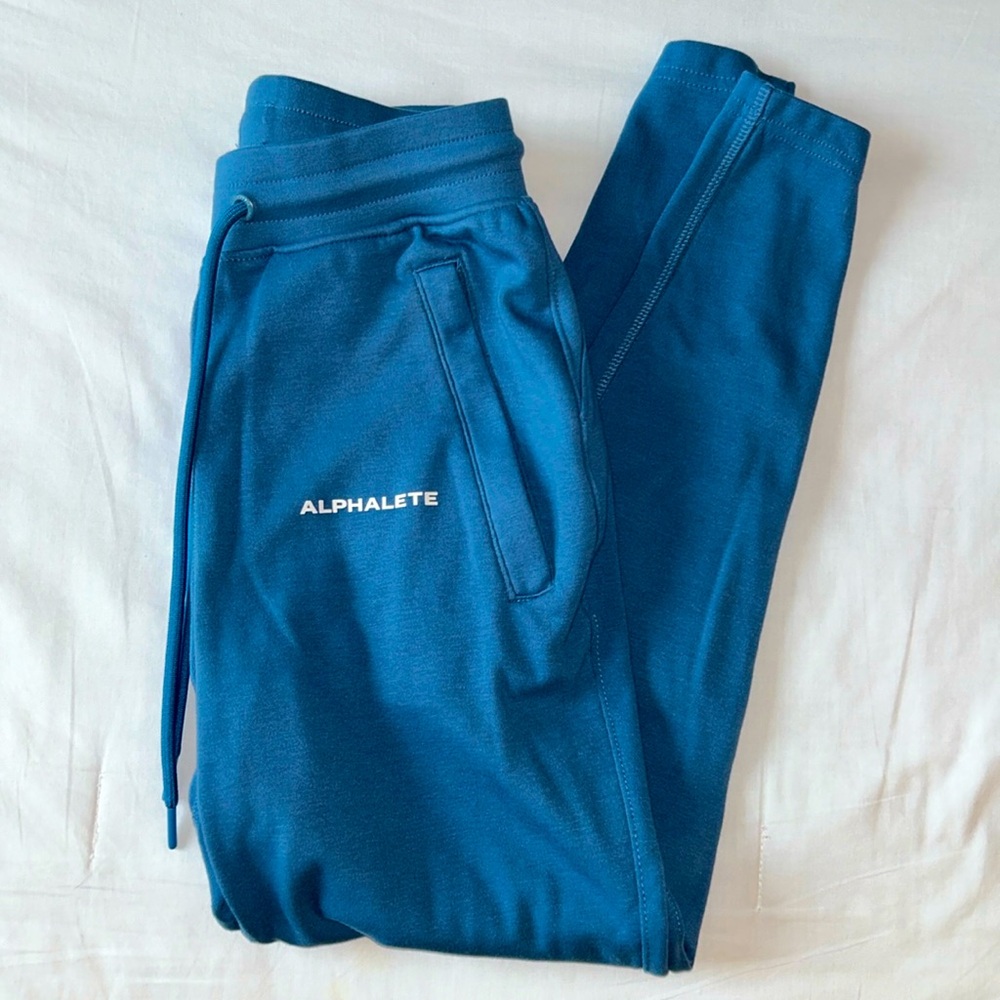 Sz xSmall Alphalete Skinny Joggers